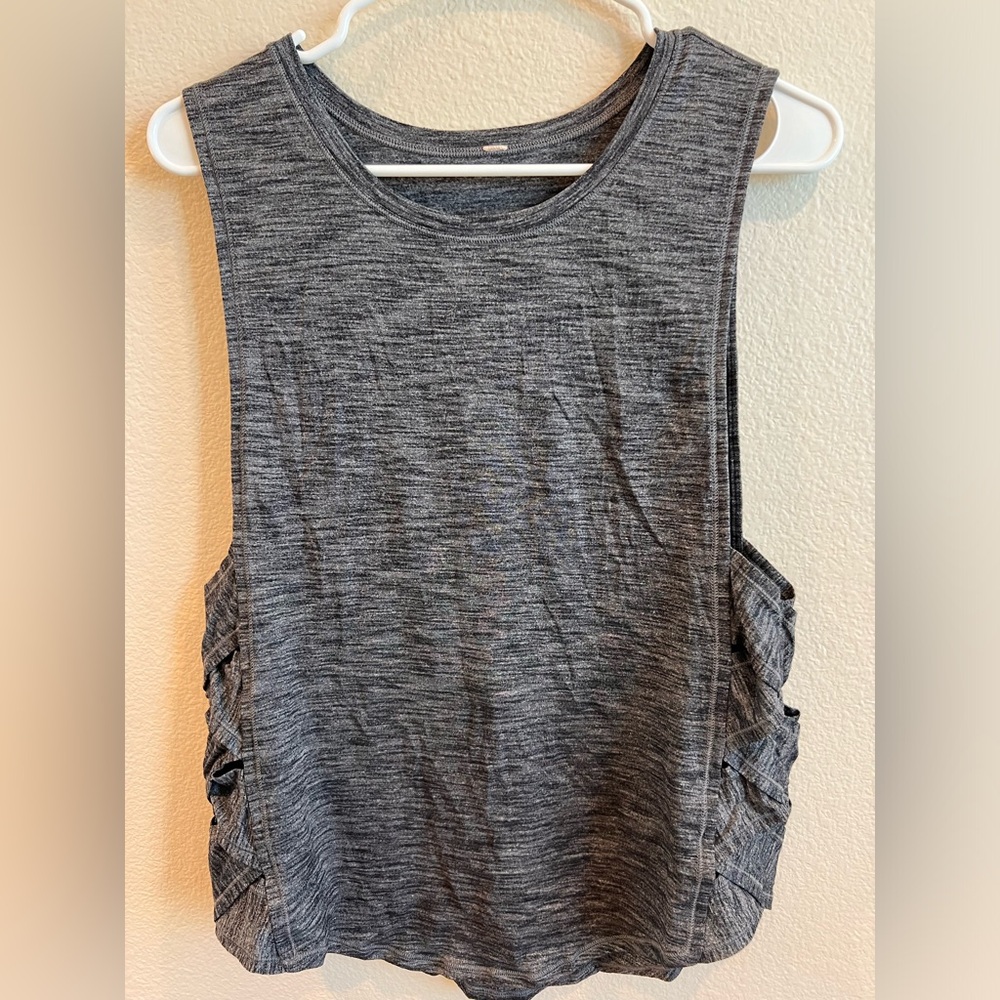 Lululemon Heather grey tank top size braiding Size 8